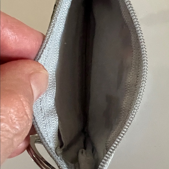 Vera Bradley Zip ID Case Credit Card Key Chain Dog Show - Picture 3 of 5